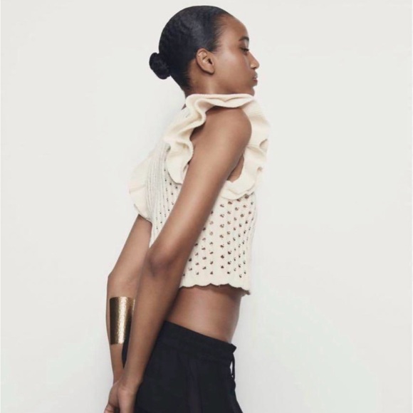 Zara Cream Ruffle Knit Top - Picture 3 of 6